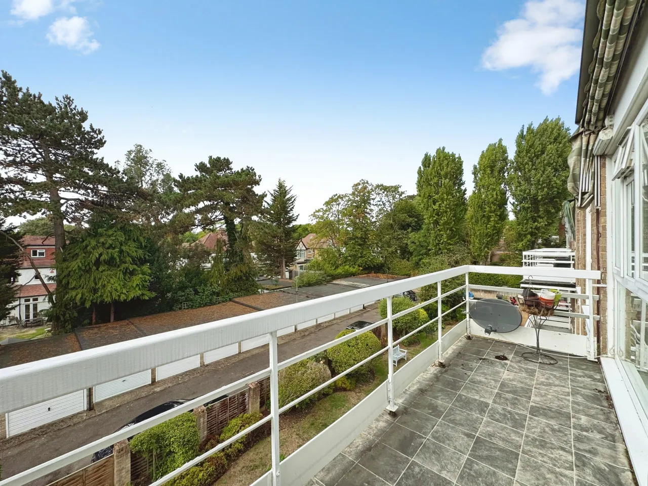 Stonegrove, Edgware, HA8, photo 4