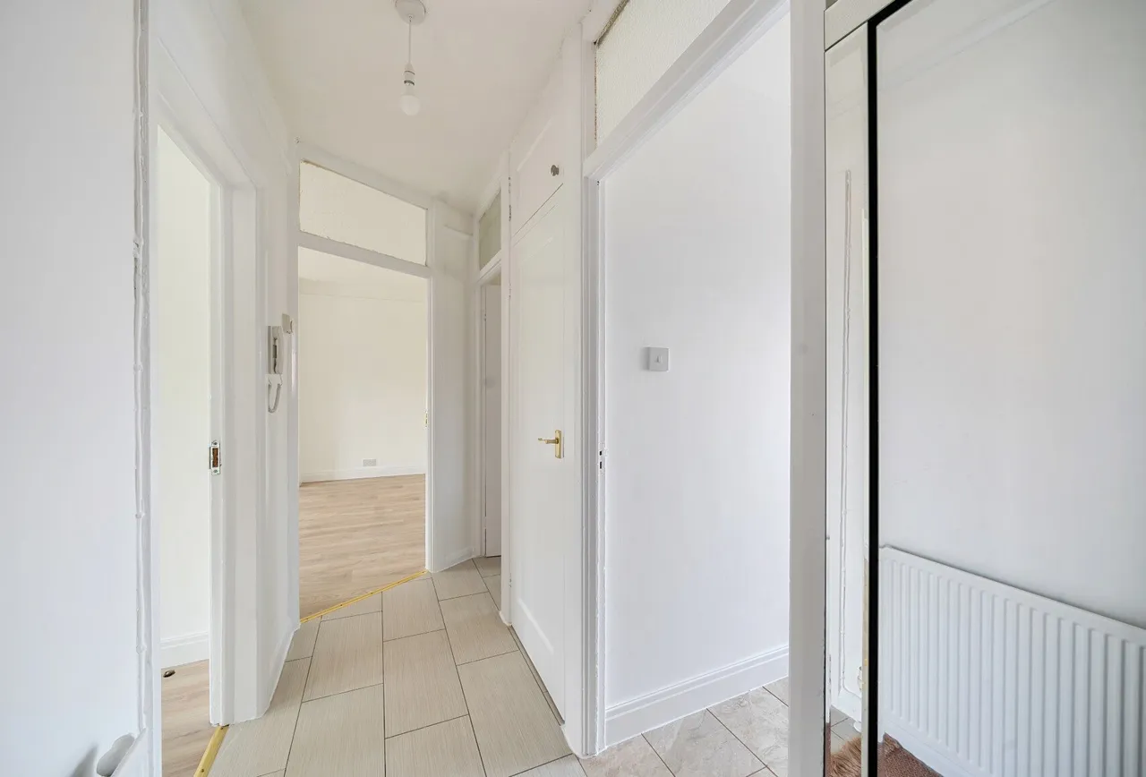 The Hyde, London, NW9 5BS, photo 9