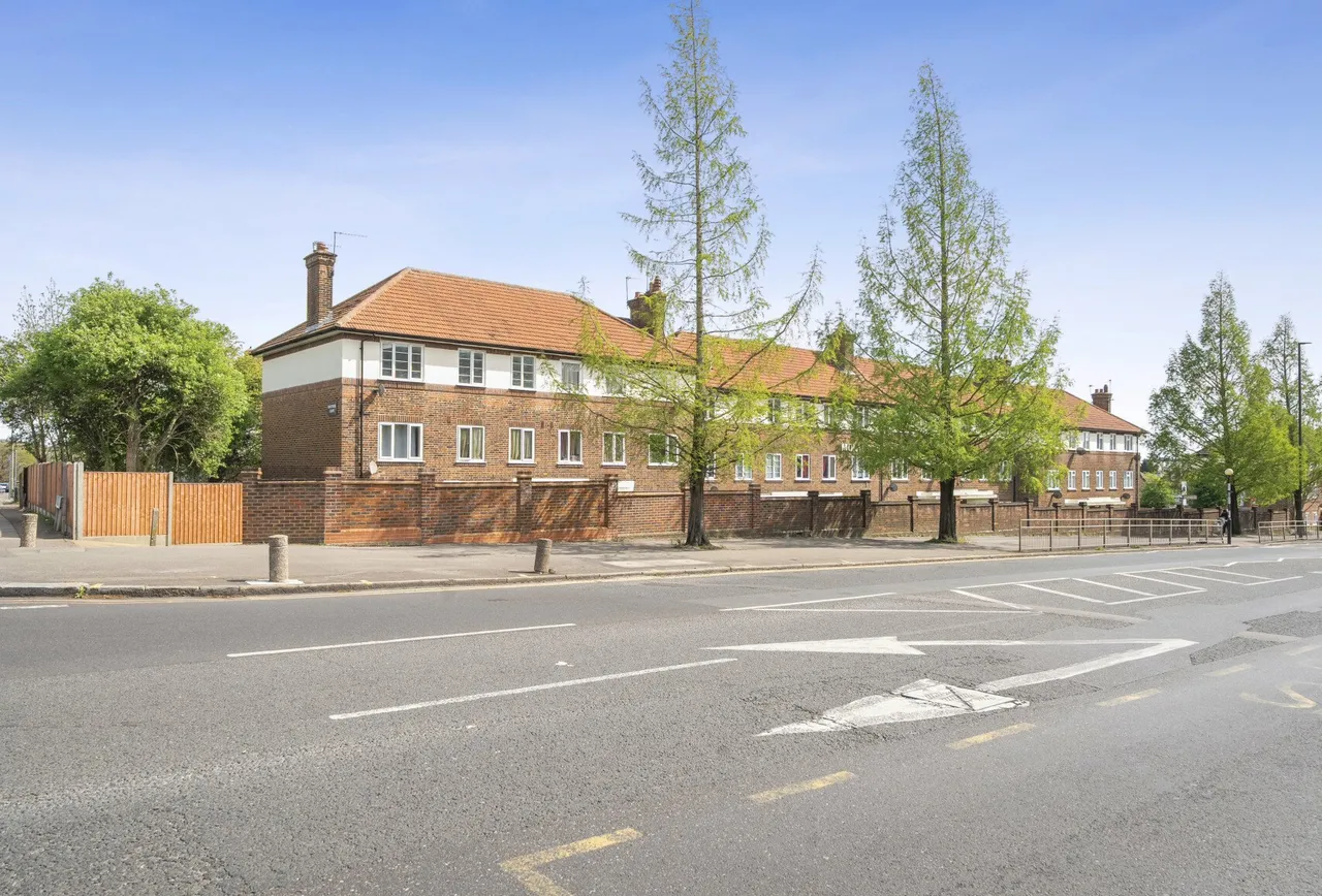 The Hyde, London, NW9 5BS, photo 11