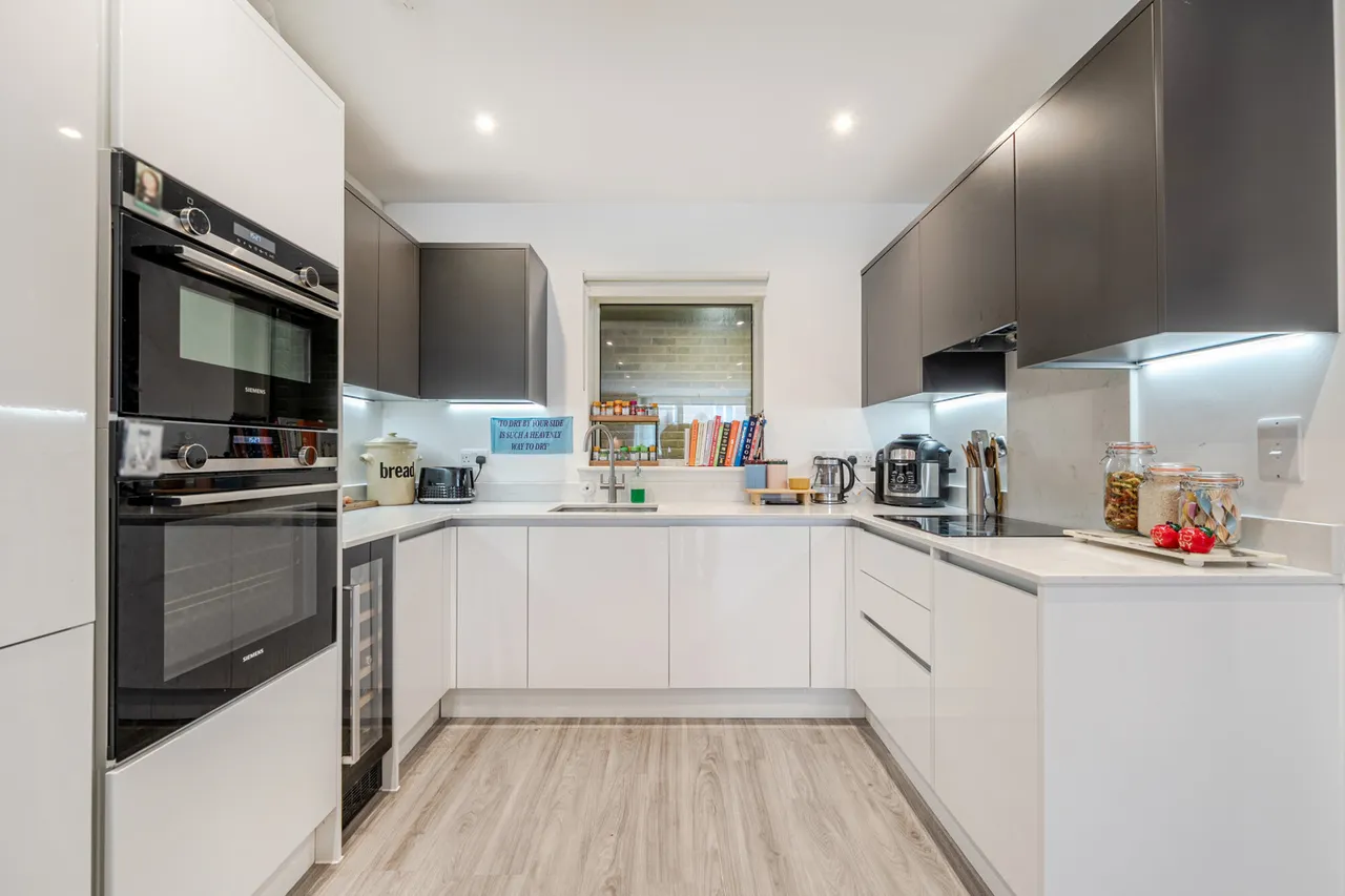 Blackheath Road, SE10, photo 18