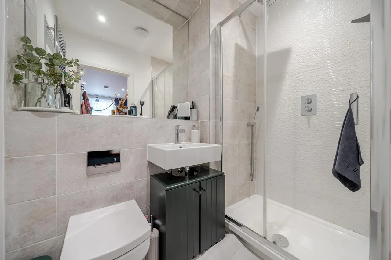 Blackheath Road, SE10, photo 9