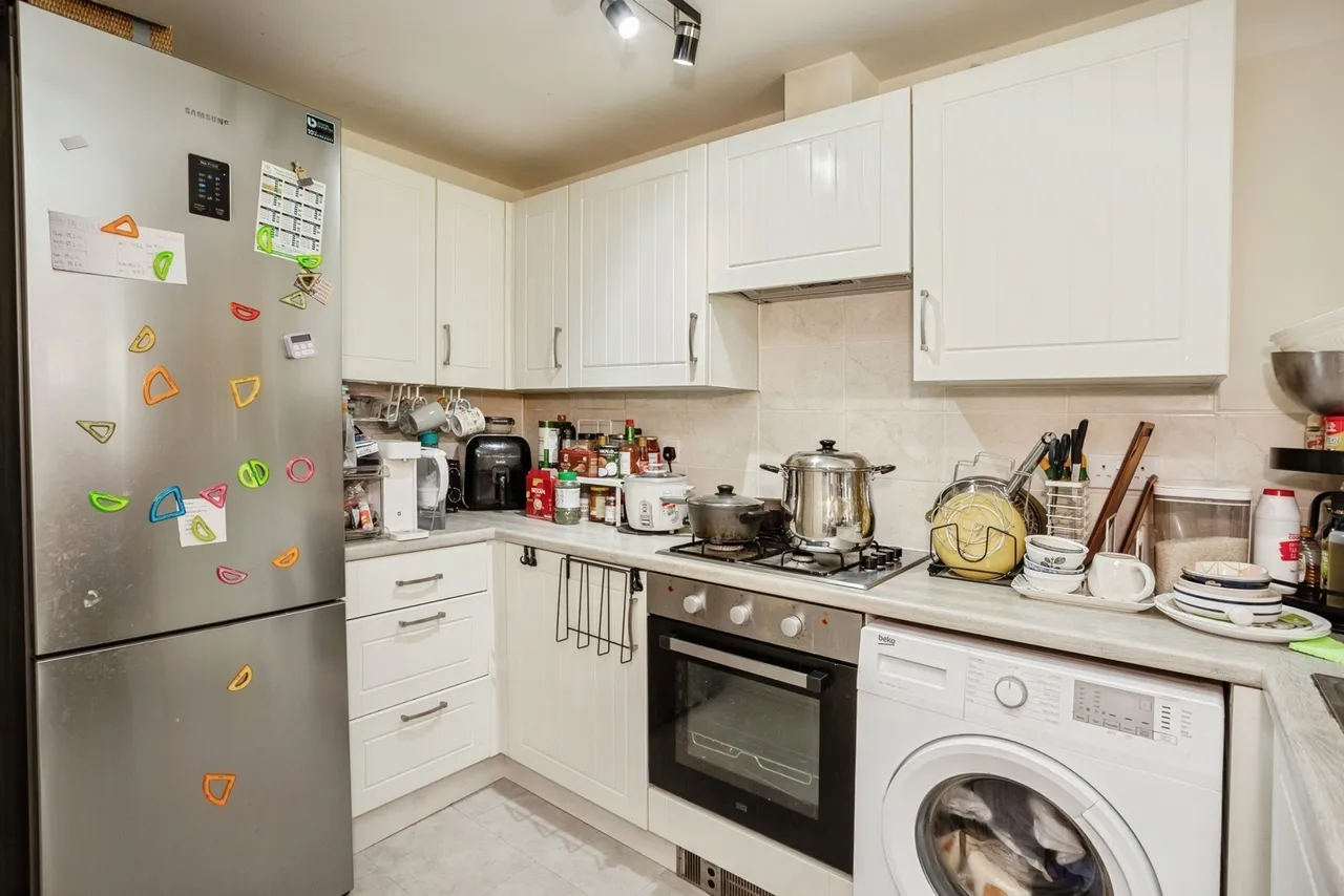 Wellingtonia Crescent, Edwalton, NG12, photo 7
