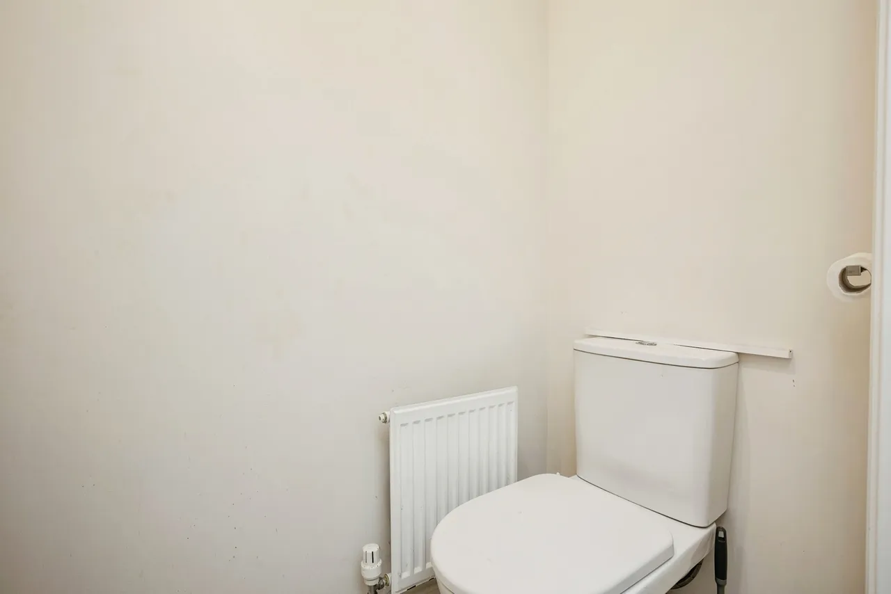Wellingtonia Crescent, Edwalton, NG12, photo 20