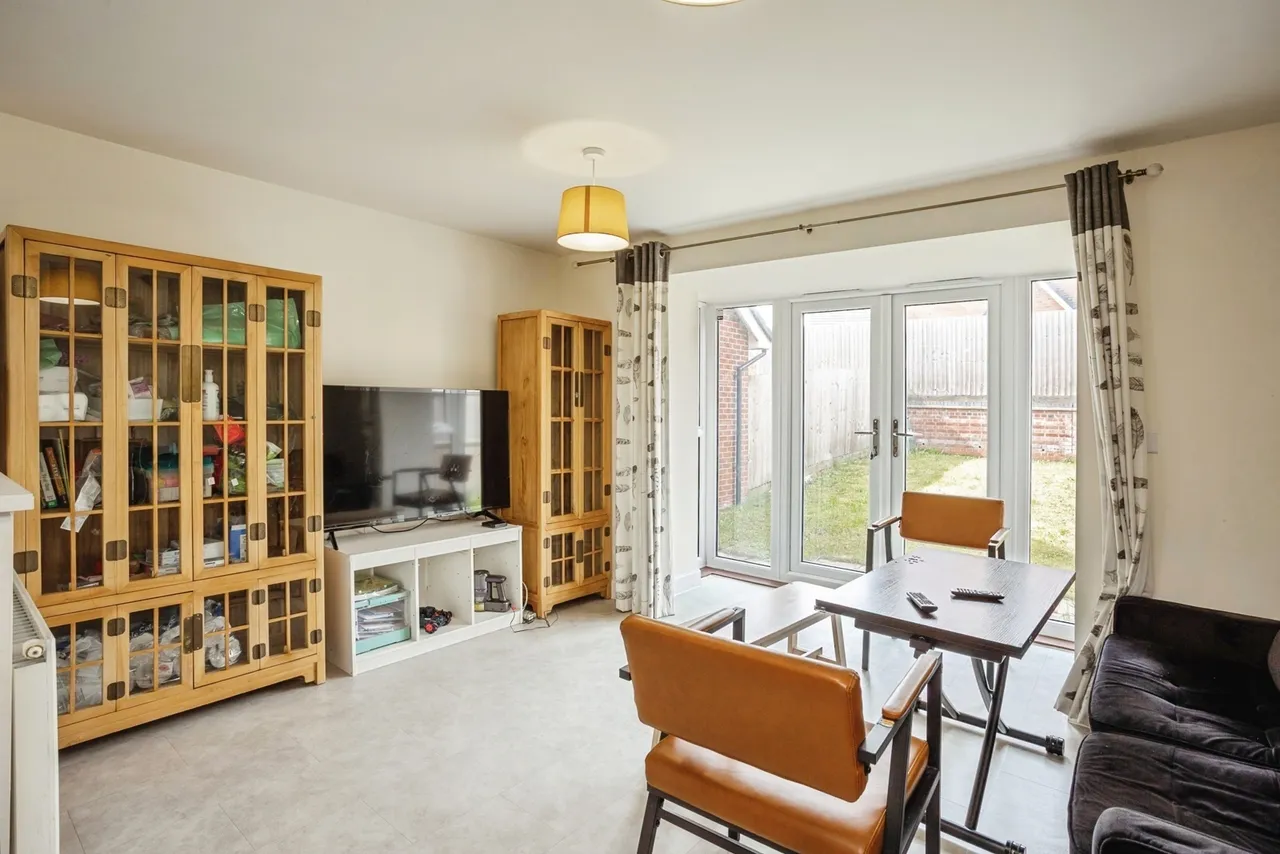 Wellingtonia Crescent, Edwalton, NG12, photo 4