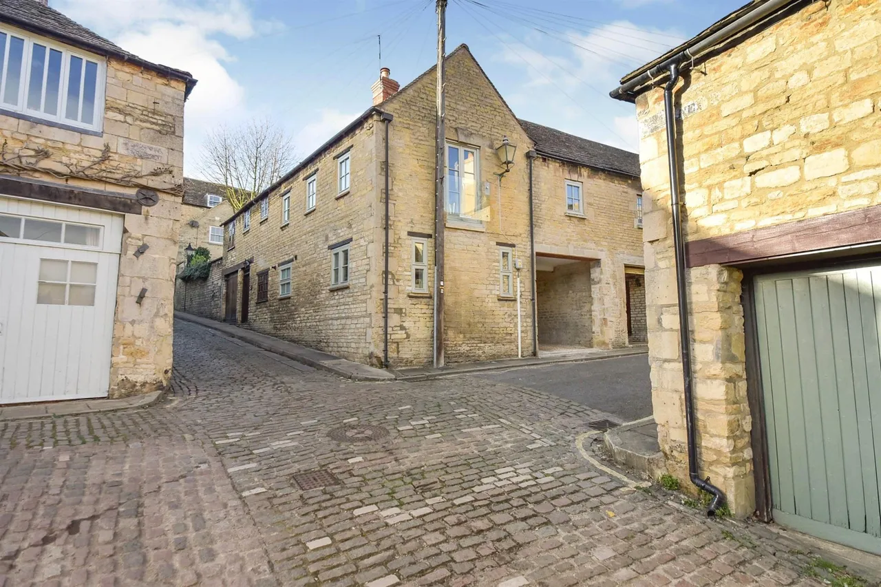 Austin Street, Stamford, PE9, photo 12