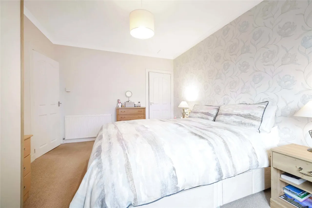 Croftside Avenue, Glasgow, Lanarkshire, G44, photo 13