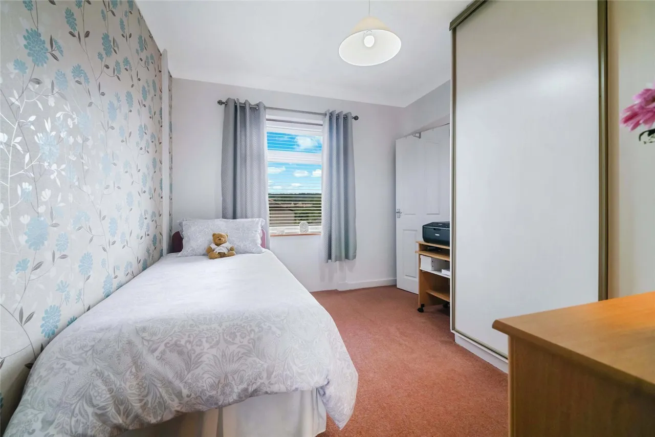 Croftside Avenue, Glasgow, Lanarkshire, G44, photo 15