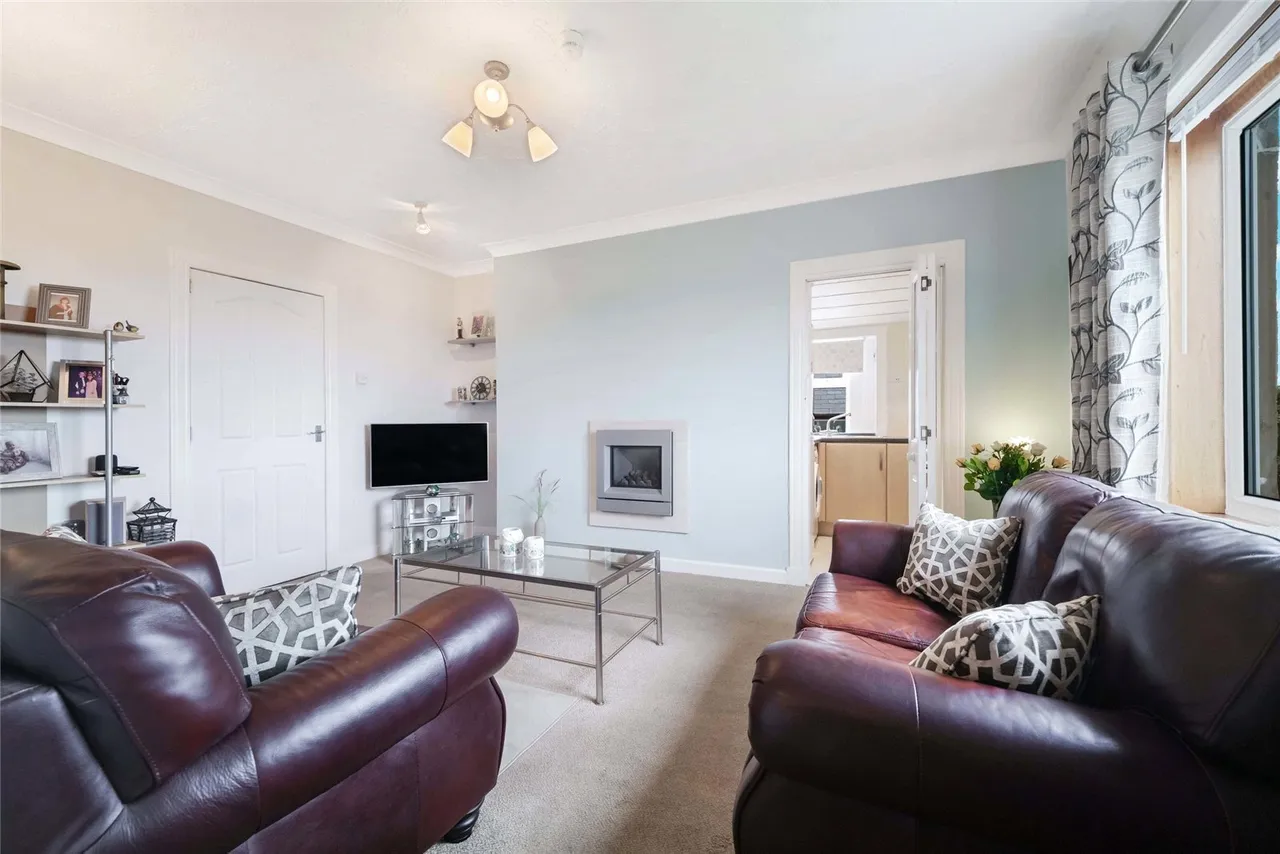 Croftside Avenue, Glasgow, Lanarkshire, G44, photo 6