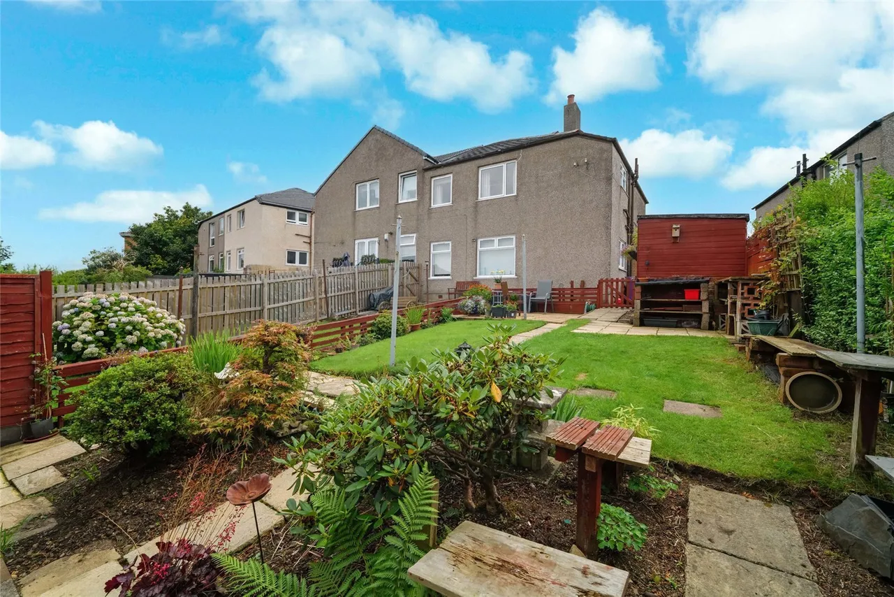 Croftside Avenue, Glasgow, Lanarkshire, G44, photo 18