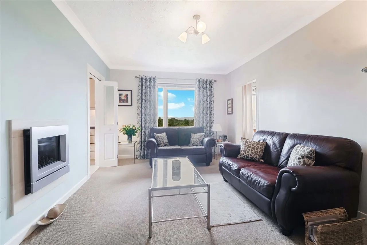 Croftside Avenue, Glasgow, Lanarkshire, G44, photo 4