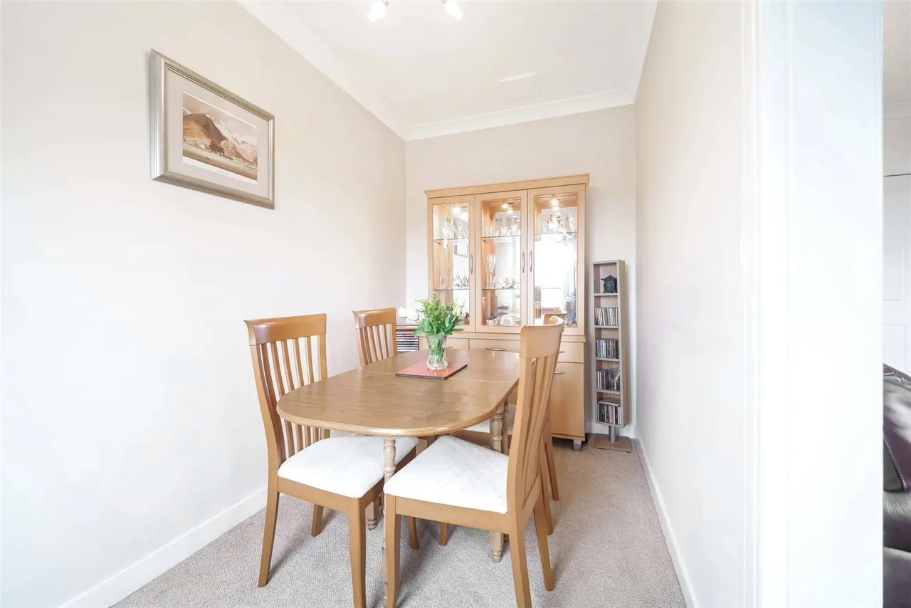 Croftside Avenue, Glasgow, Lanarkshire, G44, photo 10