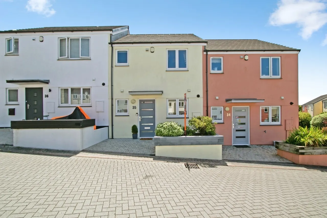 3 bed house for sale, Wilkinson Gardens, Redruth, TR15