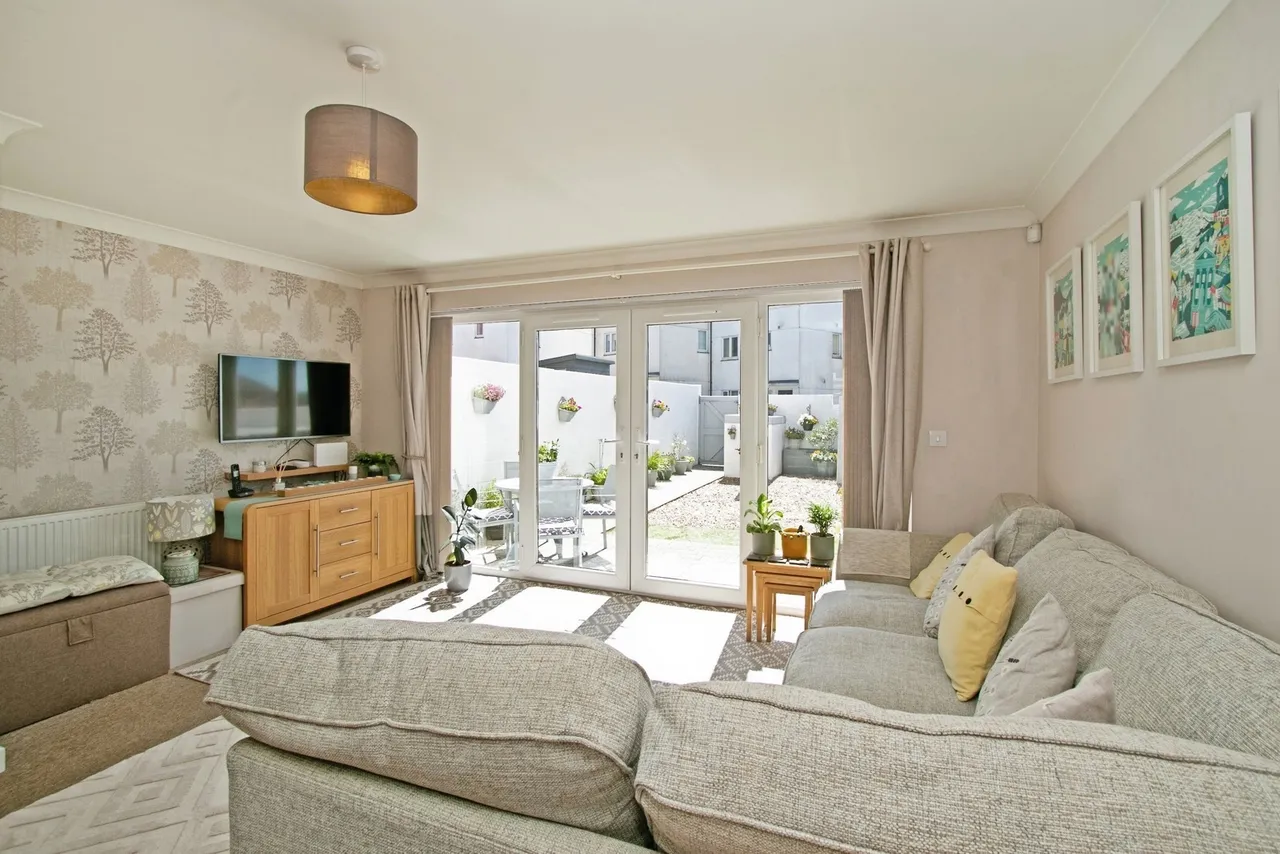 Wilkinson Gardens, Redruth, TR15, photo 5