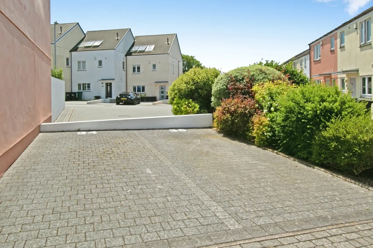 Wilkinson Gardens, Redruth, TR15, photo 12