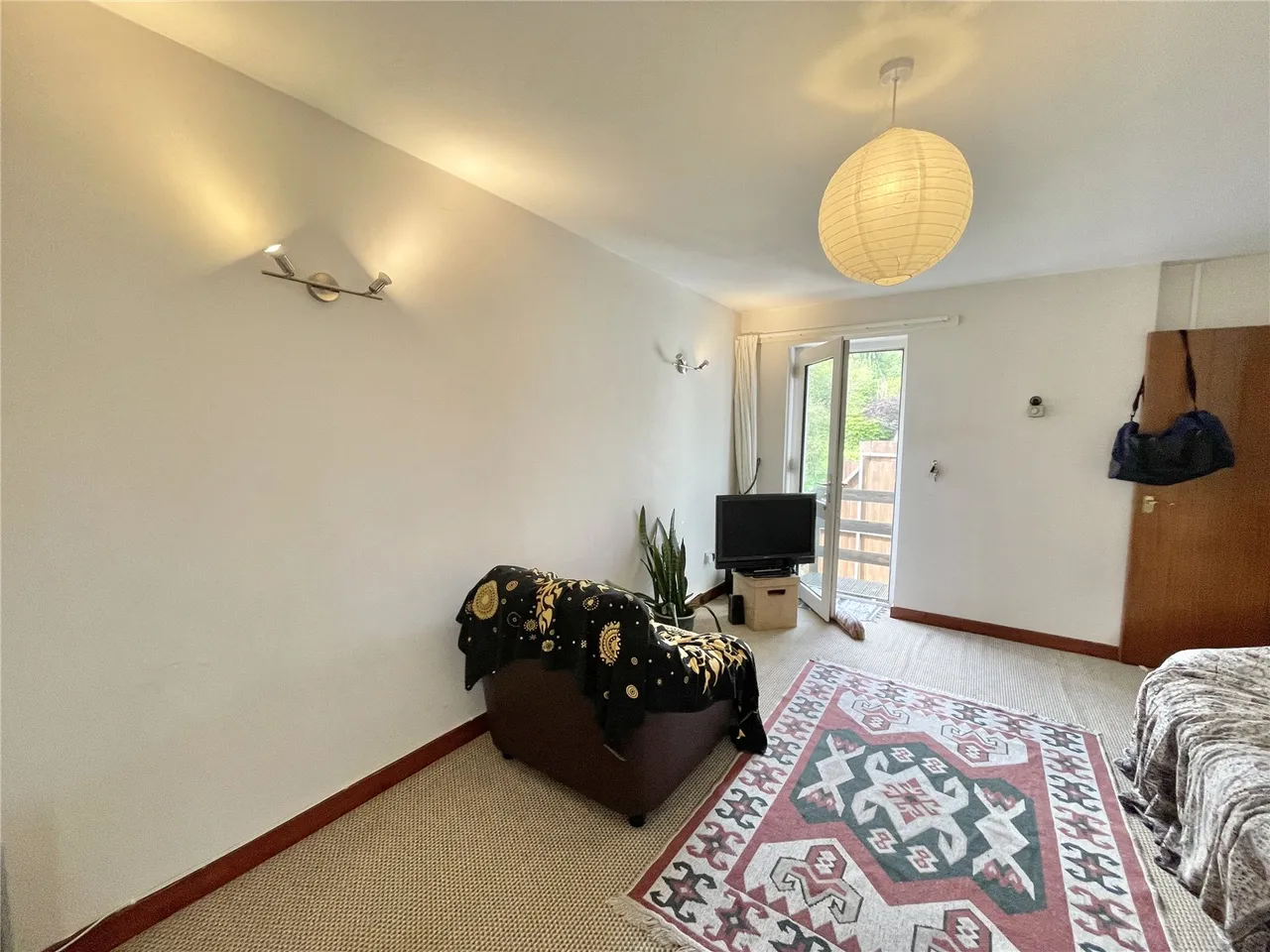 Bedroom House Plus Self Contained Flat And Retail Space, Riverside House, photo 12