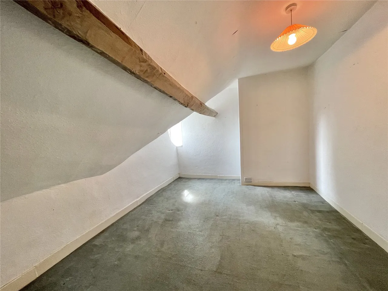 Bedroom House Plus Self Contained Flat And Retail Space, Riverside House, photo 5