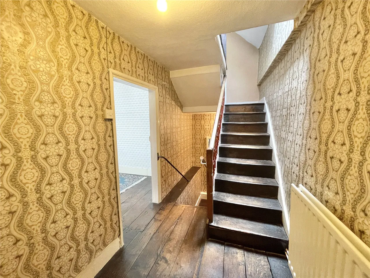 Bedroom House Plus Self Contained Flat And Retail Space, Riverside House, photo 11