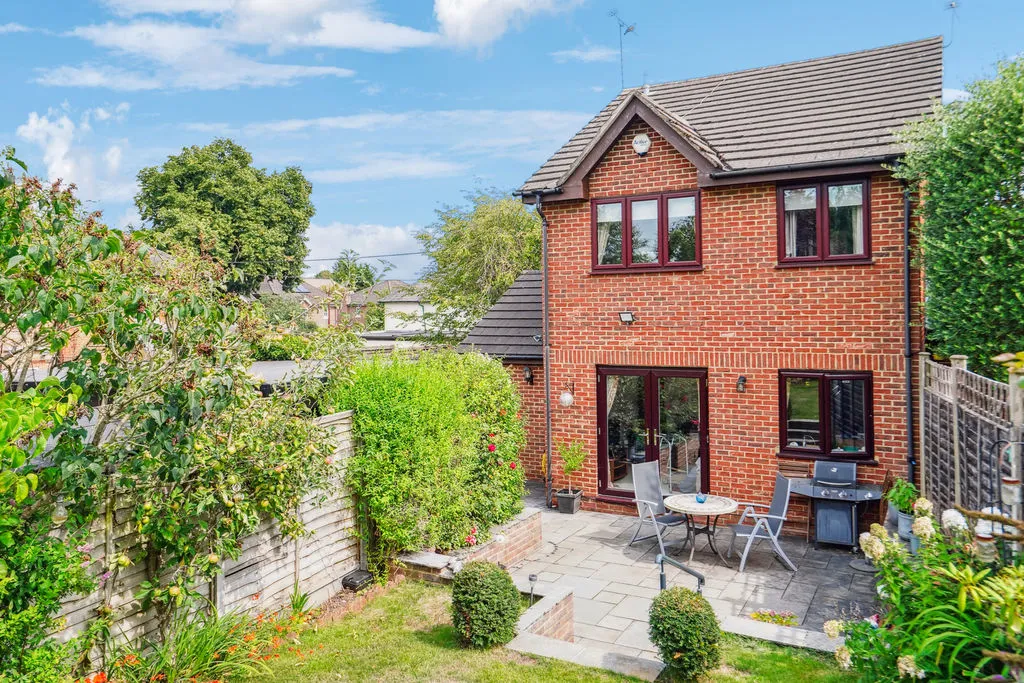 New Road, Cookham SL6 9HD, photo 8