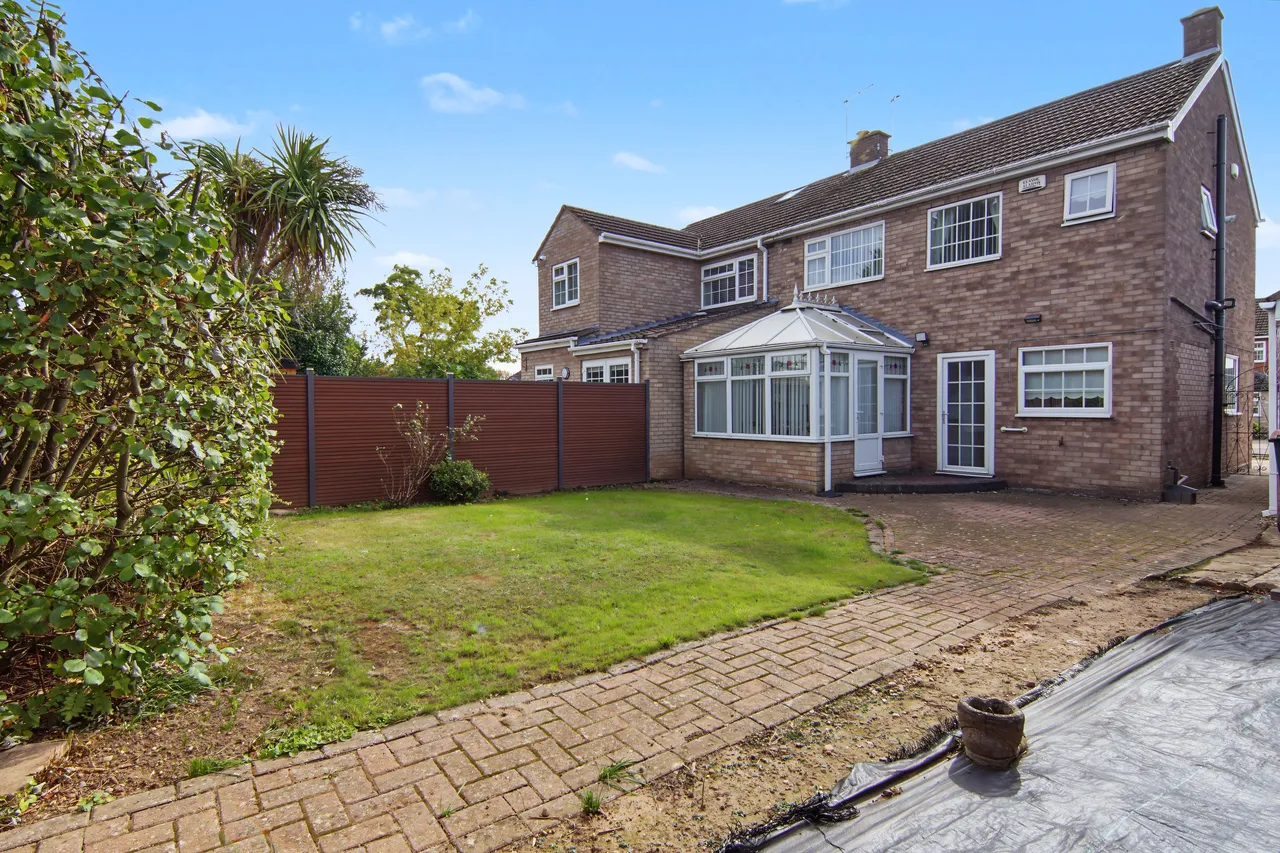 Porlock Close, Coventry, CV3, photo 2