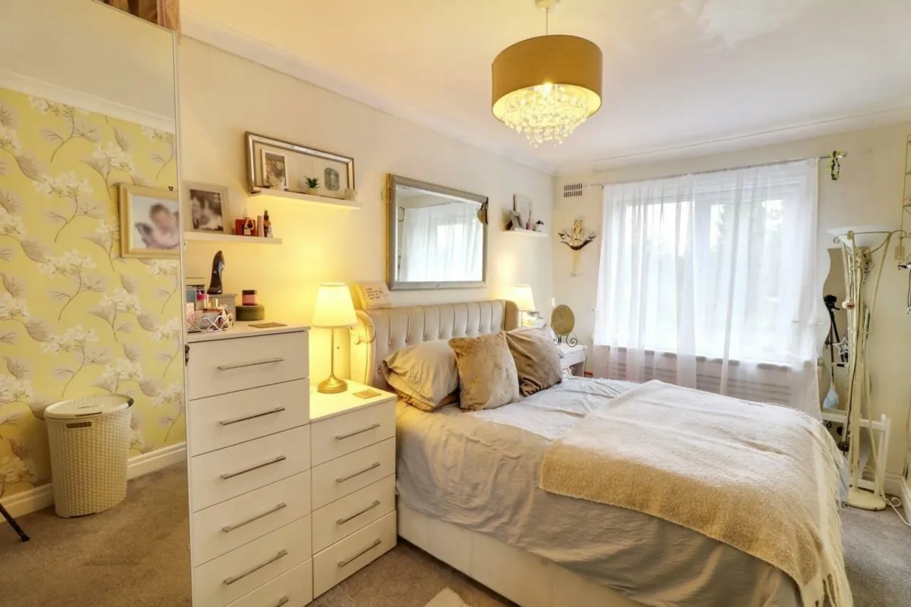 Price Avenue, Sandbach, photo 14
