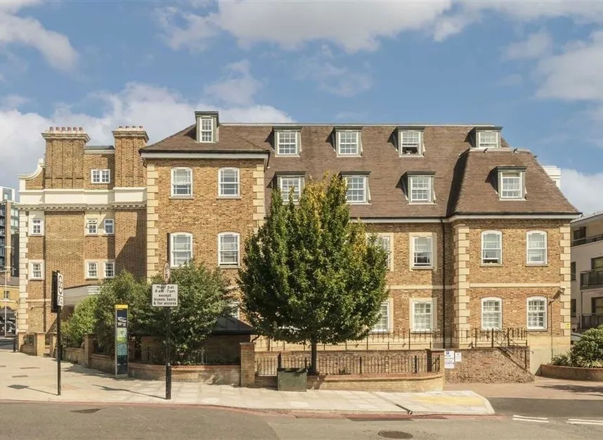 3 bed flat to rent — Kew Bridge Road, Brentford, TW8