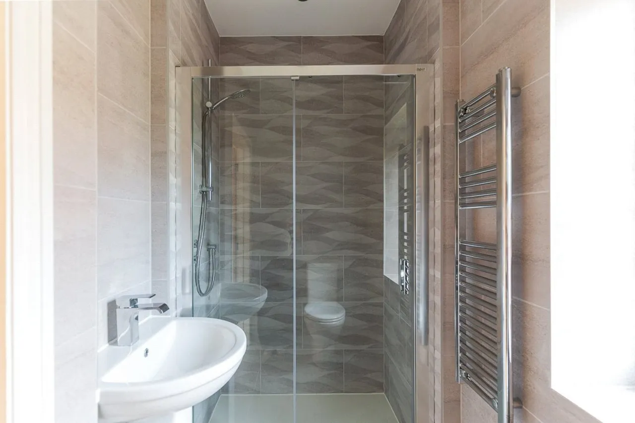 Coombe Lane, Bristol, BS9, photo 21