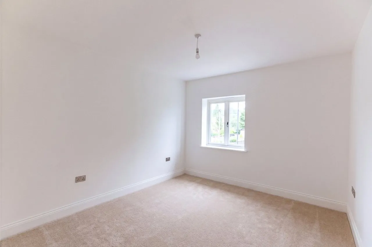 Coombe Lane, Bristol, BS9, photo 18