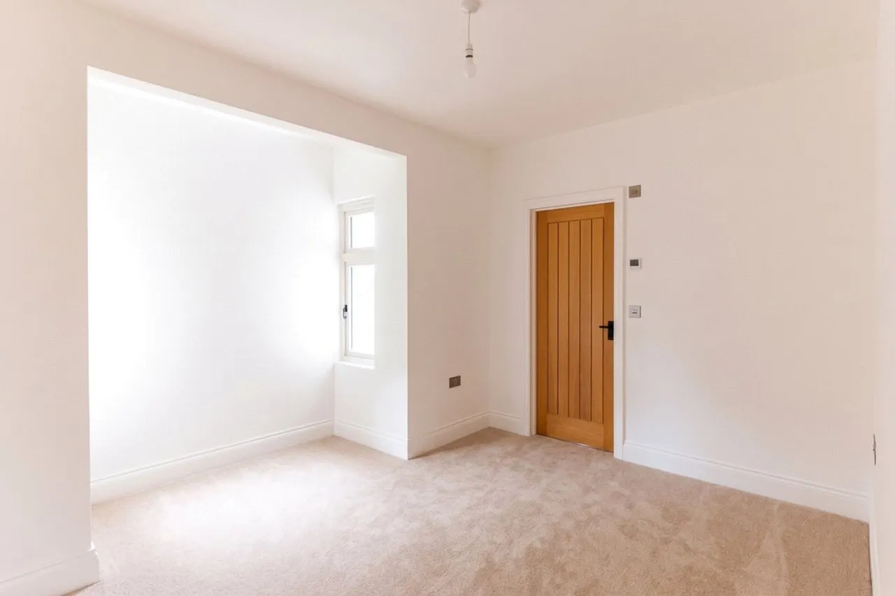 Coombe Lane, Bristol, BS9, photo 20
