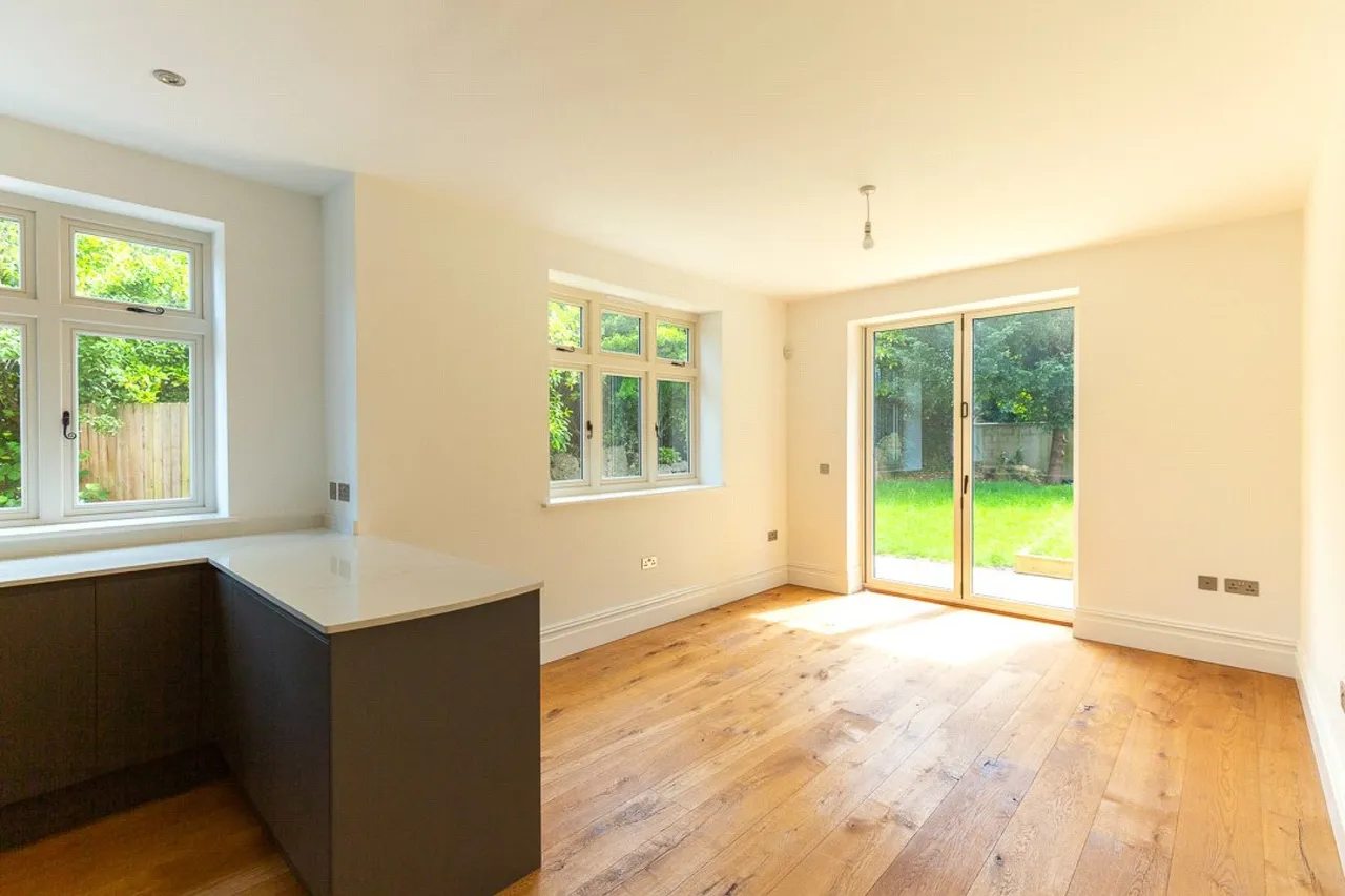 Coombe Lane, Bristol, BS9, photo 5