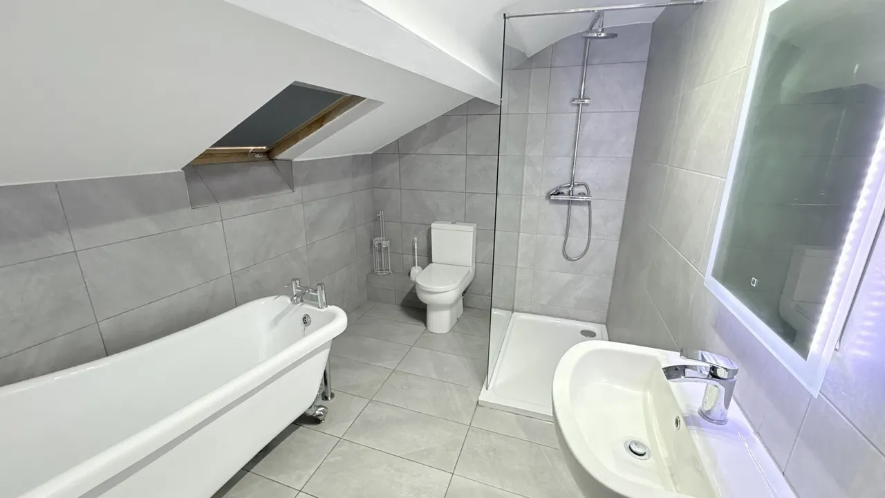 Bow Lane, Preston, Lancashire, PR1 8ND, photo 4