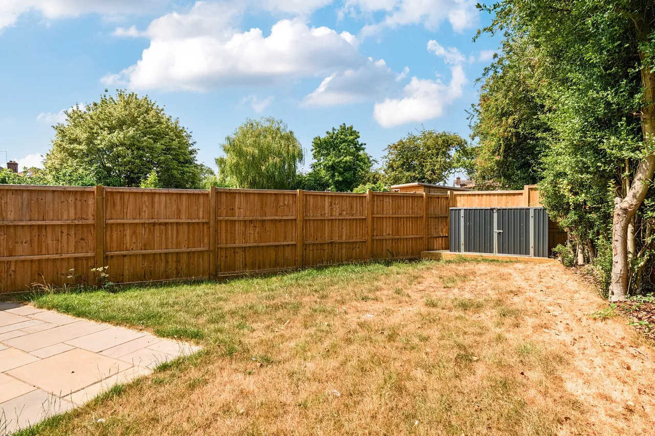 Thurstons Estate, Binsted, GU34, photo 6