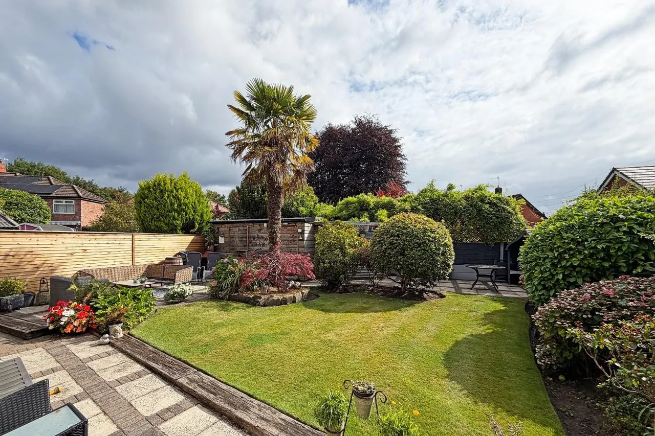 Bradley Close, Timperley WA15 6SH, photo 23