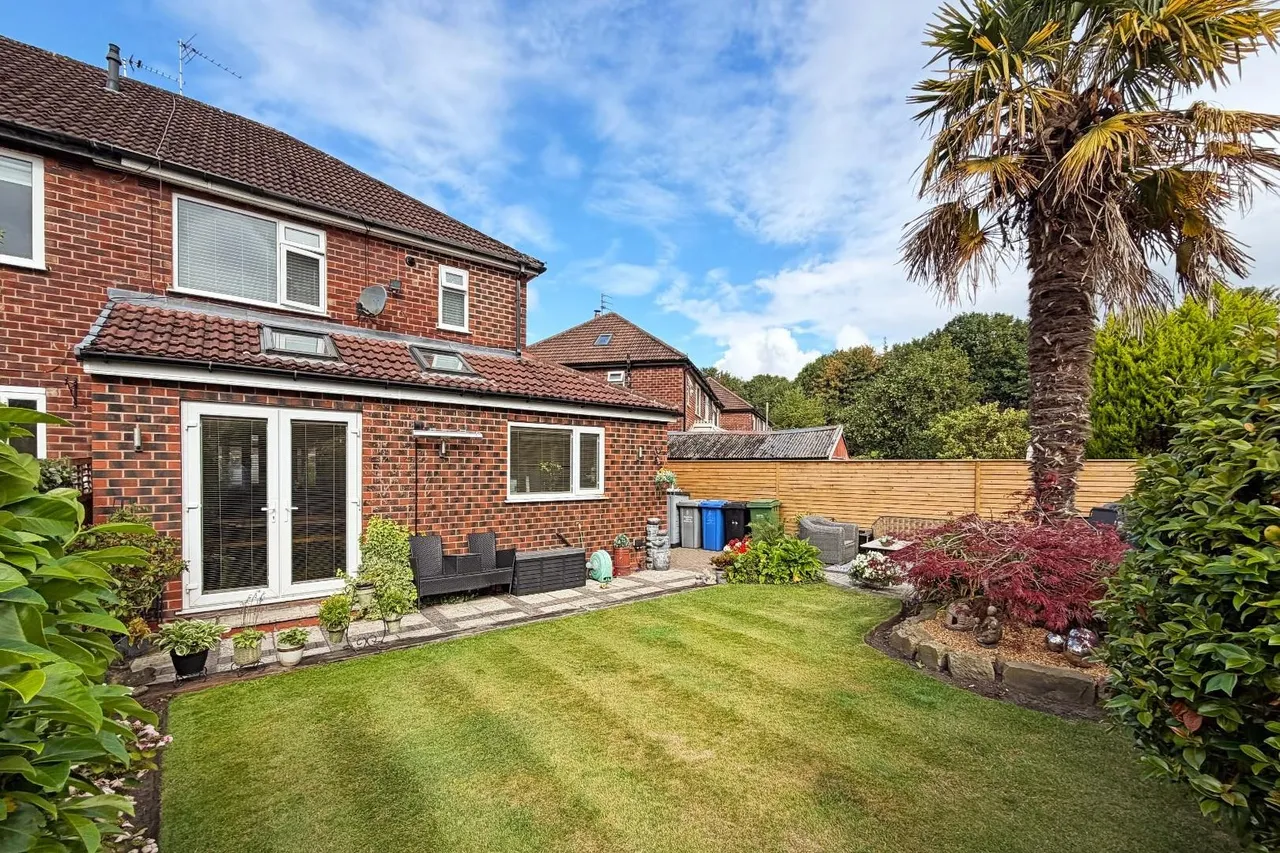 Bradley Close, Timperley WA15 6SH, photo 25