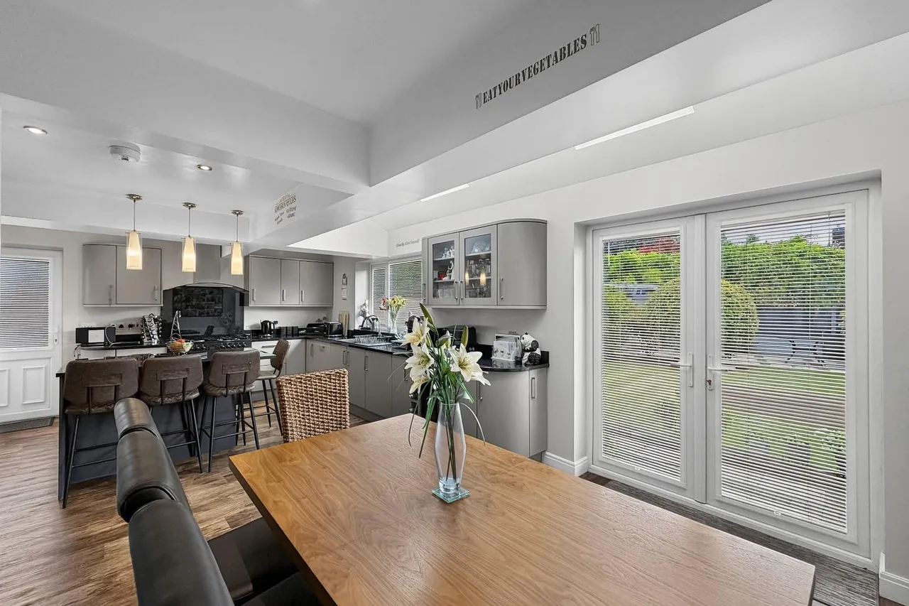 Bradley Close, Timperley WA15 6SH, photo 9
