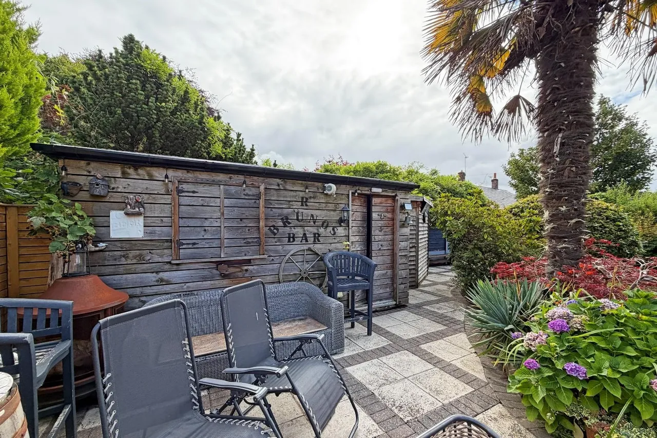 Bradley Close, Timperley WA15 6SH, photo 28