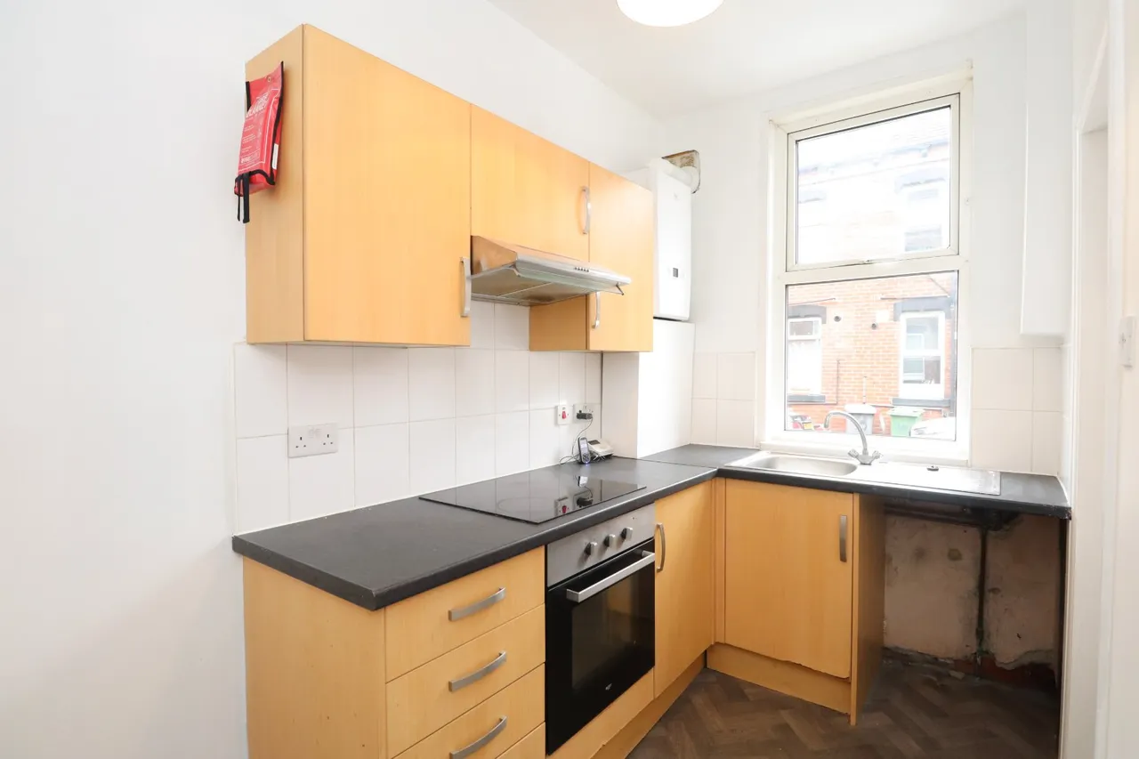 Barden Mount, Leeds, LS12, photo 2