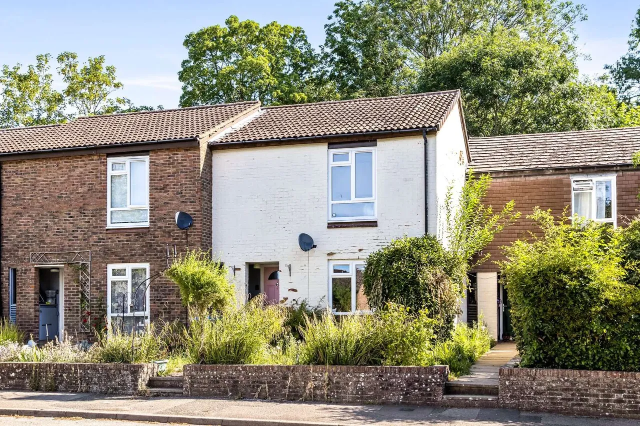 2 bed house for sale — Cleve Way, Billingshurst, West Sussex, RH14 9RD