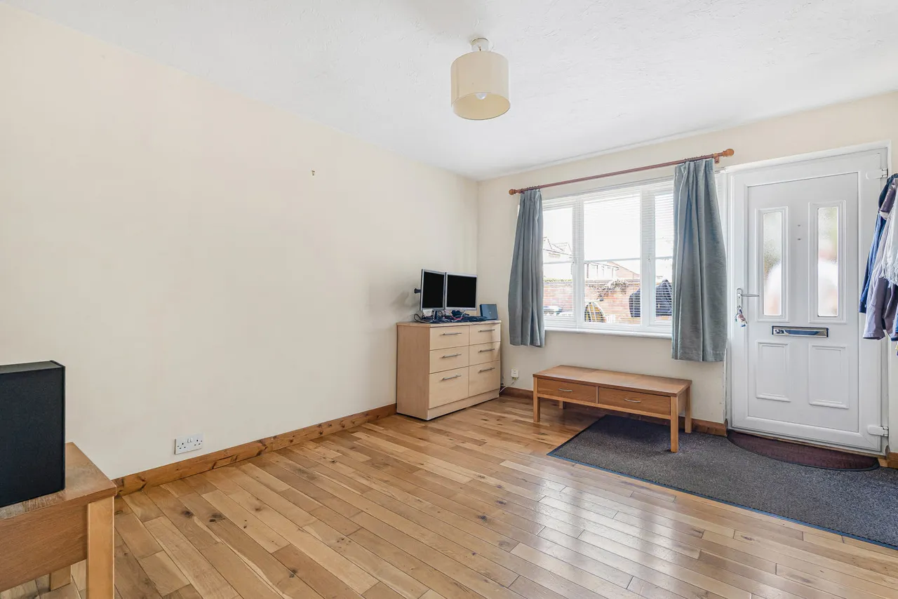 Windermere Close, Egham, TW20, photo 5
