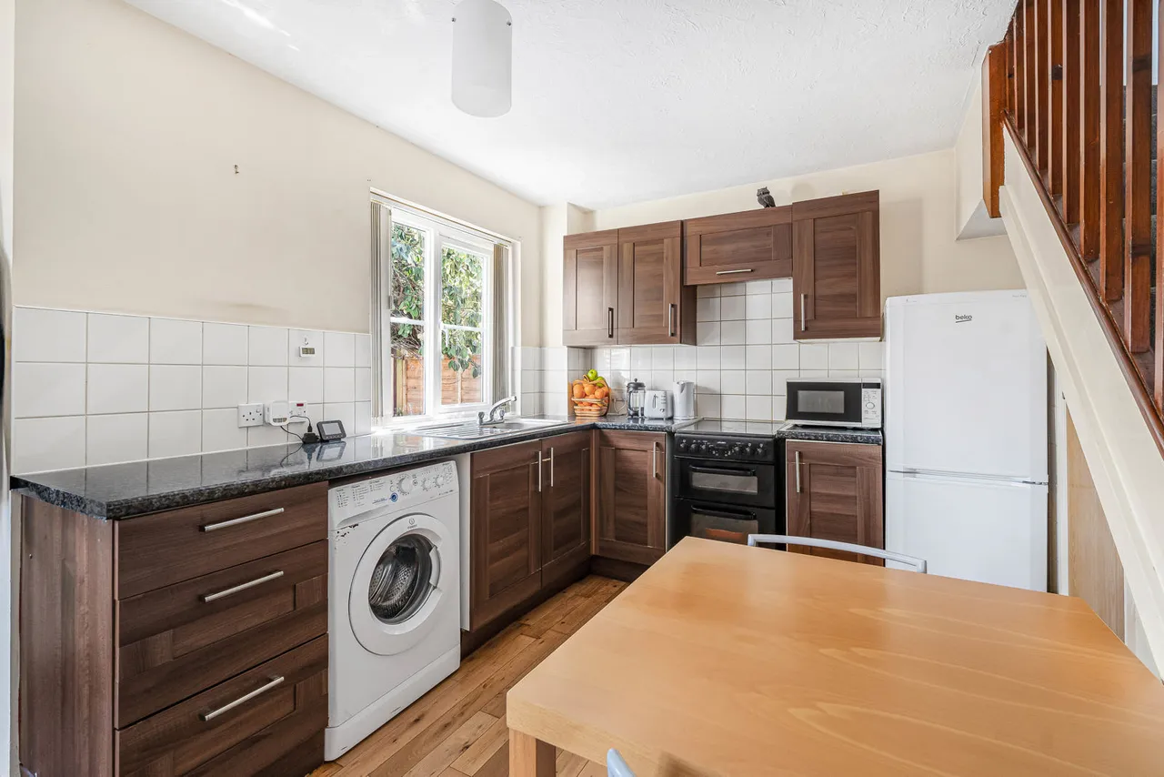Windermere Close, Egham, TW20, photo 3