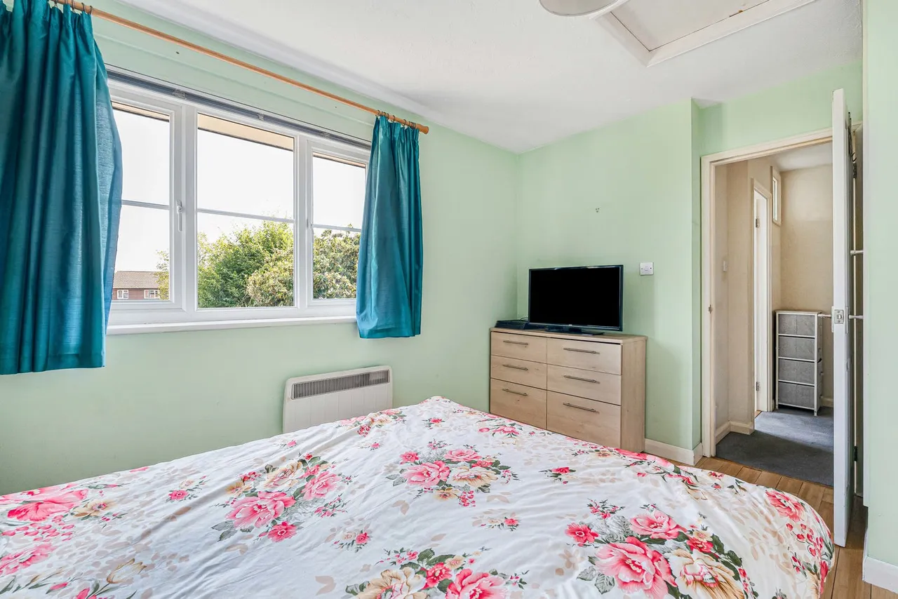 Windermere Close, Egham, TW20, photo 4