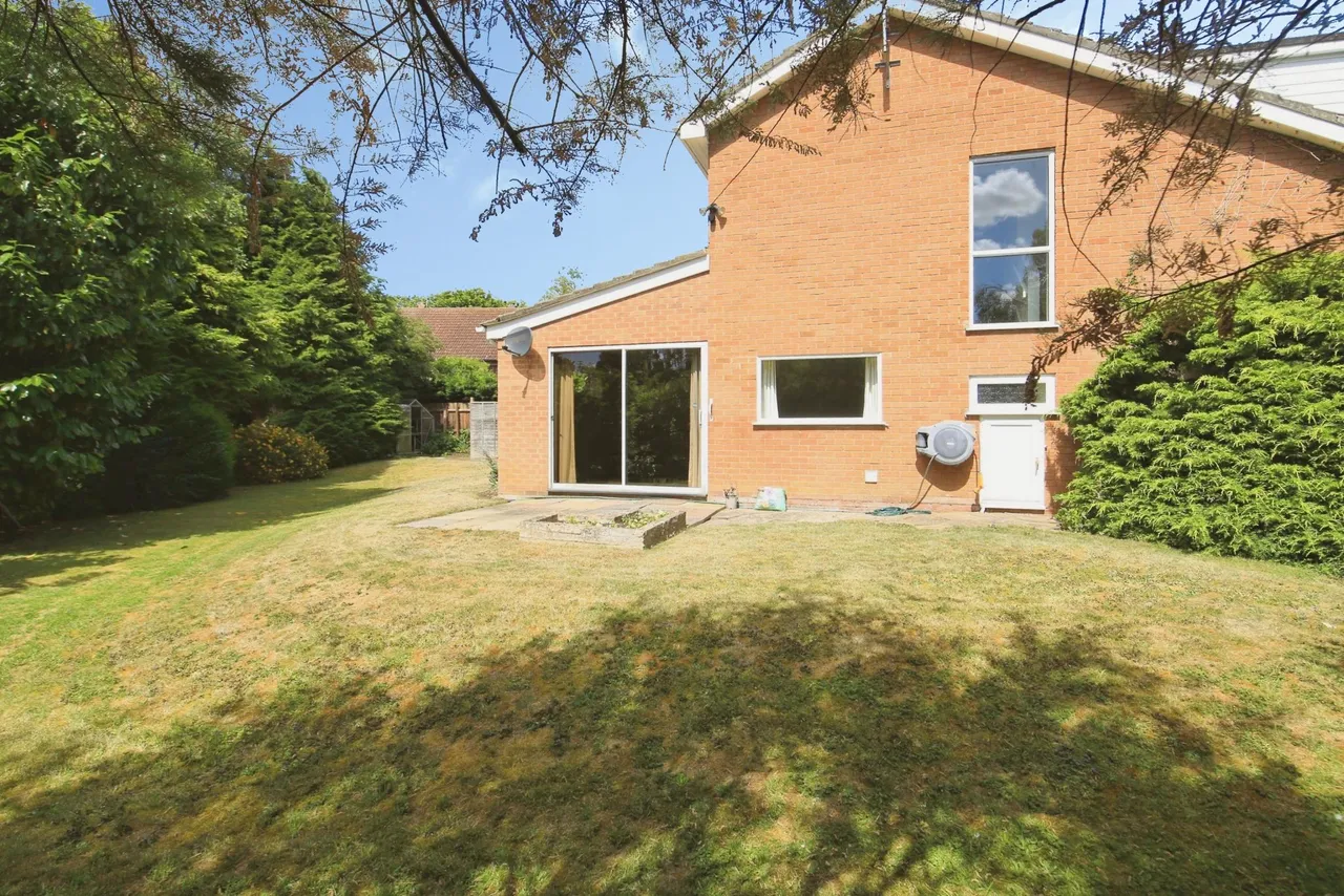 Melford Close, Peterborough, PE3, photo 19