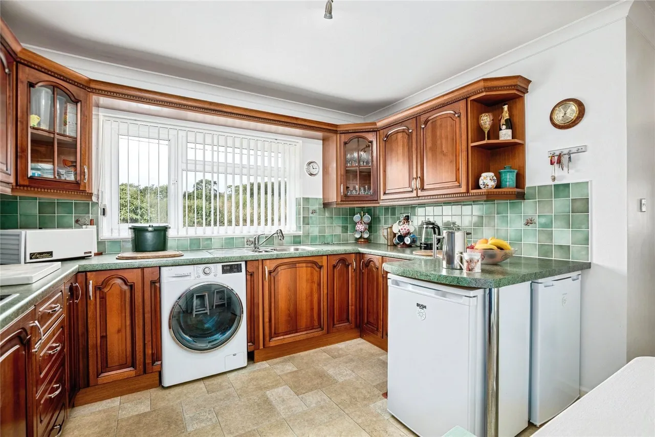 Llanarth, SA47, photo 5