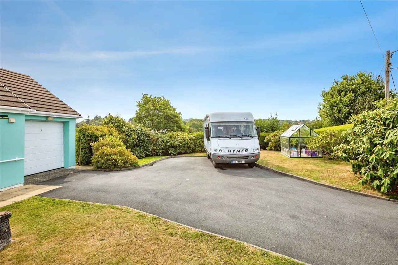Llanarth, SA47, photo 18