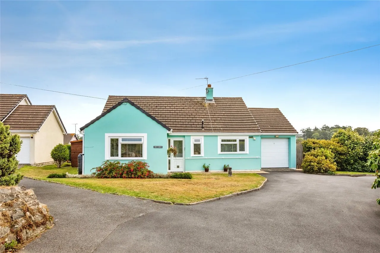 3 bed house for sale, Llanarth, SA47