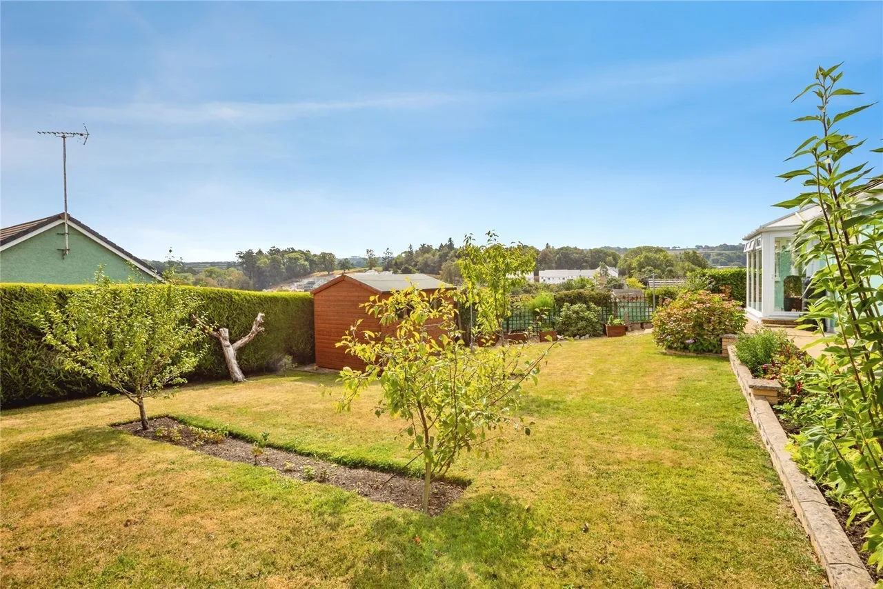 Llanarth, SA47, photo 25