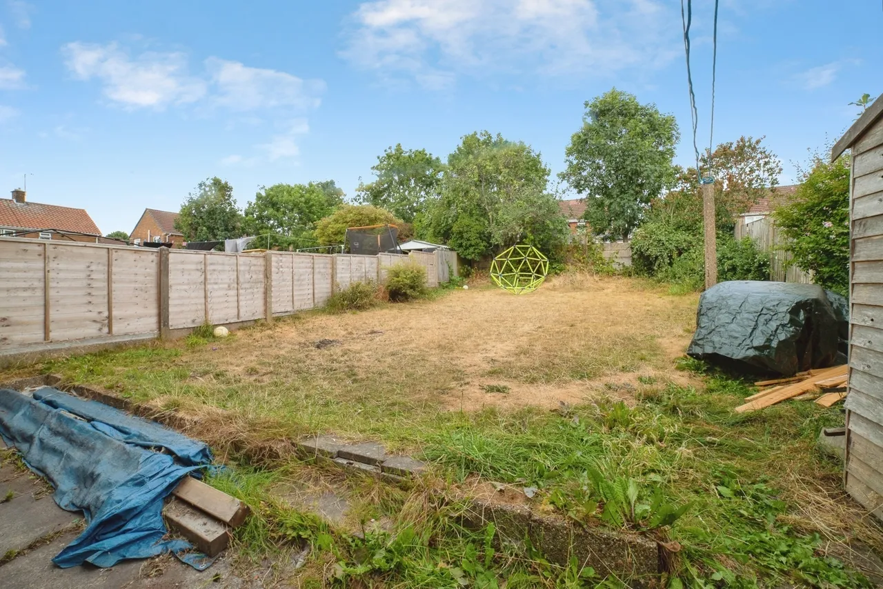 Cowpes Close, Sutton-in-Ashfield, NG17, photo 3