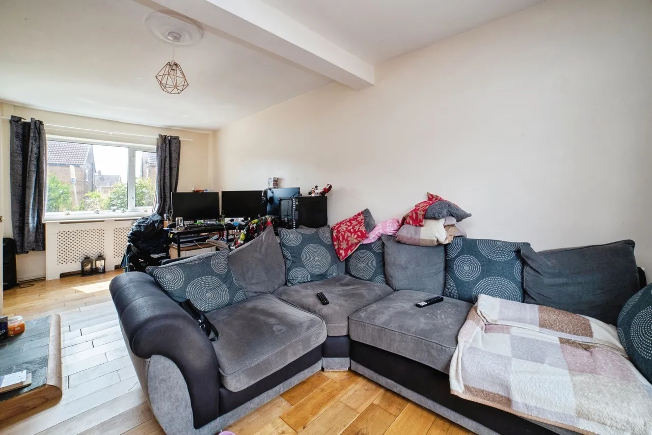 Cowpes Close, Sutton-in-Ashfield, NG17, photo 7