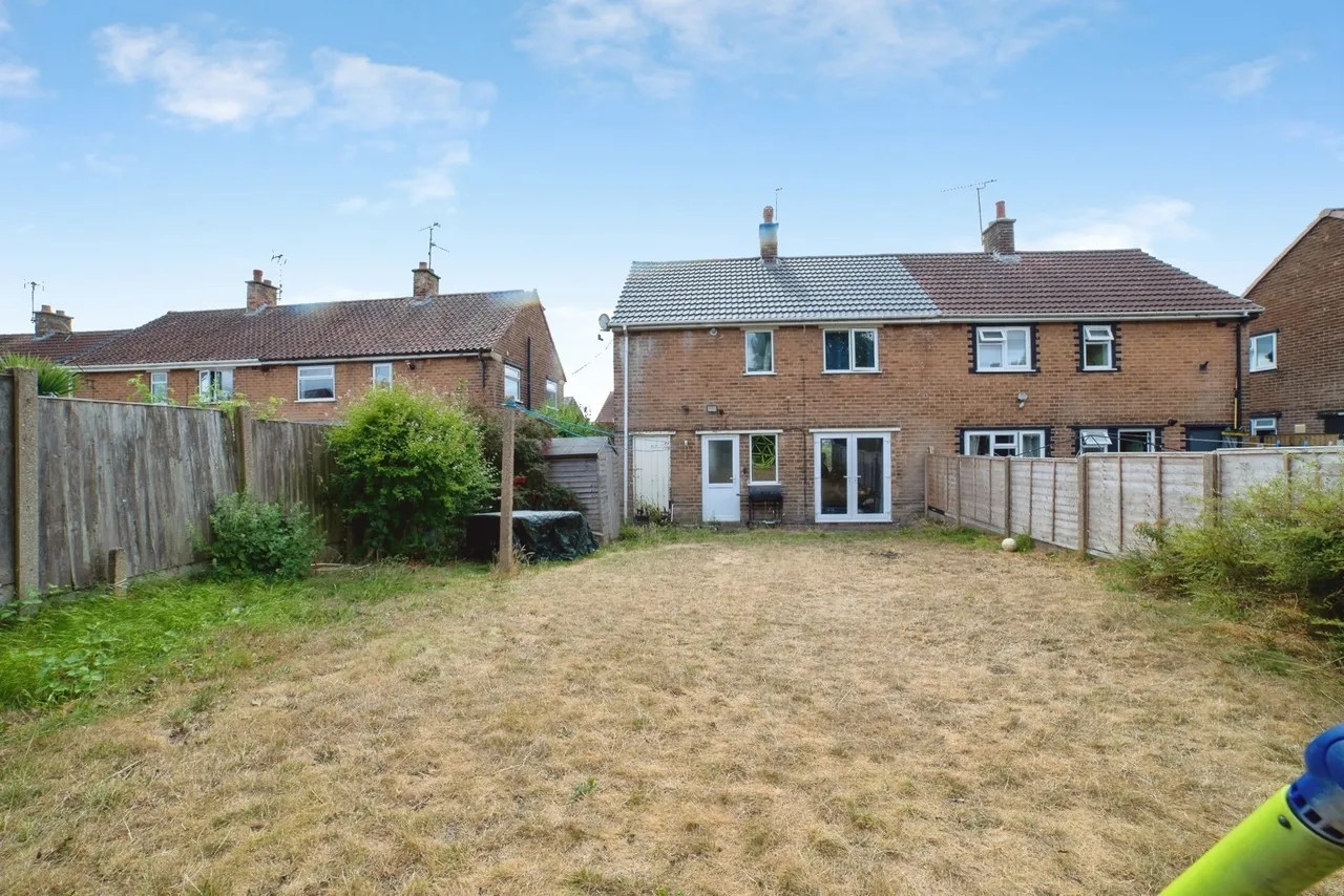 Cowpes Close, Sutton-in-Ashfield, NG17, photo 13