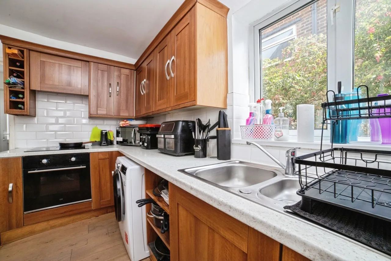 Cowpes Close, Sutton-in-Ashfield, NG17, photo 4