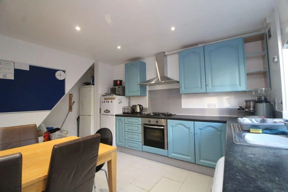Blakeney Road, S10, photo 4